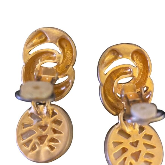 2" x 7/8" Vintage Gold-Tone Clip-On Earrings With Faux Pearls & Abstract Design - Picture 6 of 10